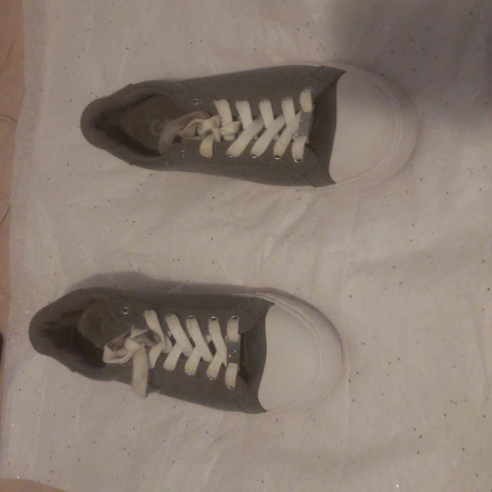 Grey&White Comfortable Shoes